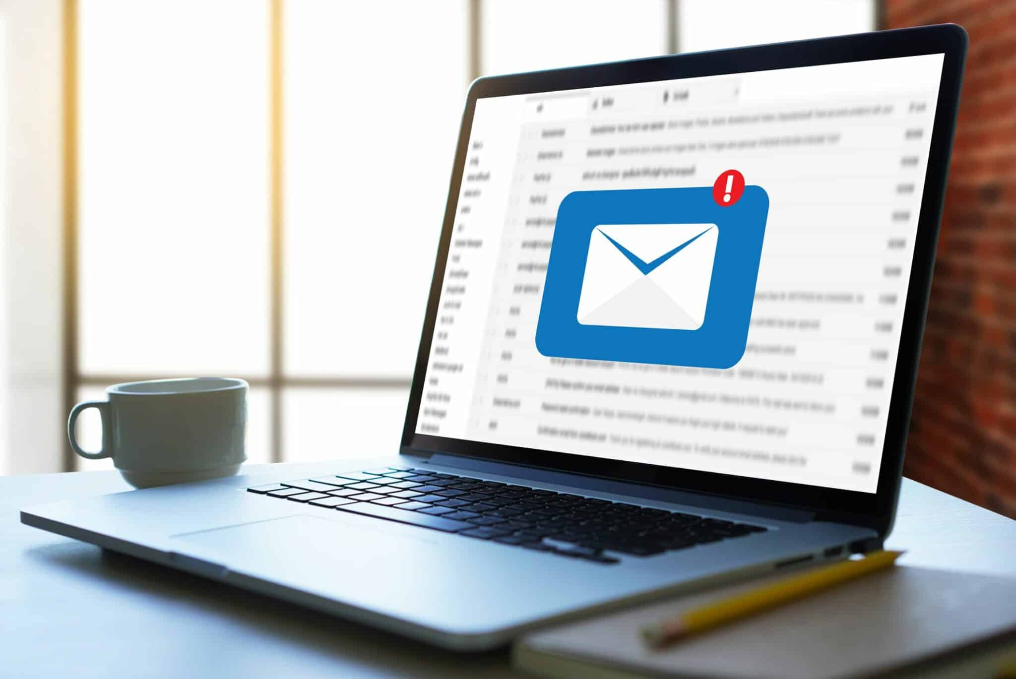 Quelles sont les fonctionnalités du webmail de freemail ?